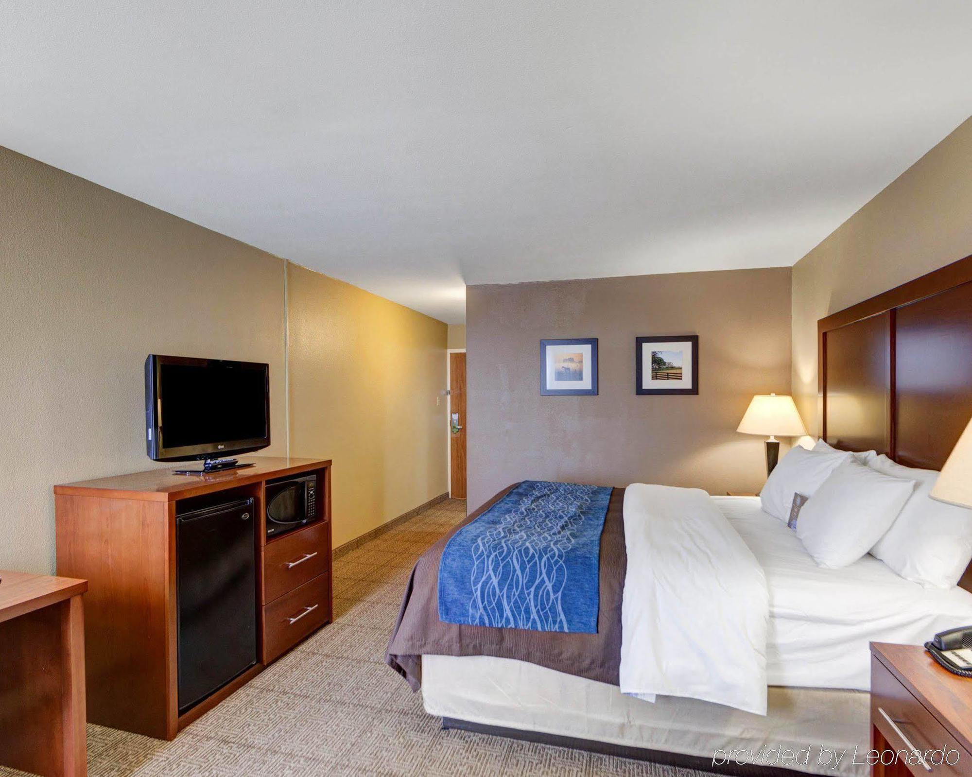 Comfort Inn & Suites Plano East Exterior foto